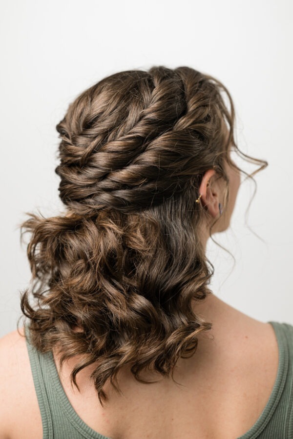 Flecht- & Kordelstyles – kreative Frisuren einfach selbst gemacht, 13.11.2025 – Bild 2